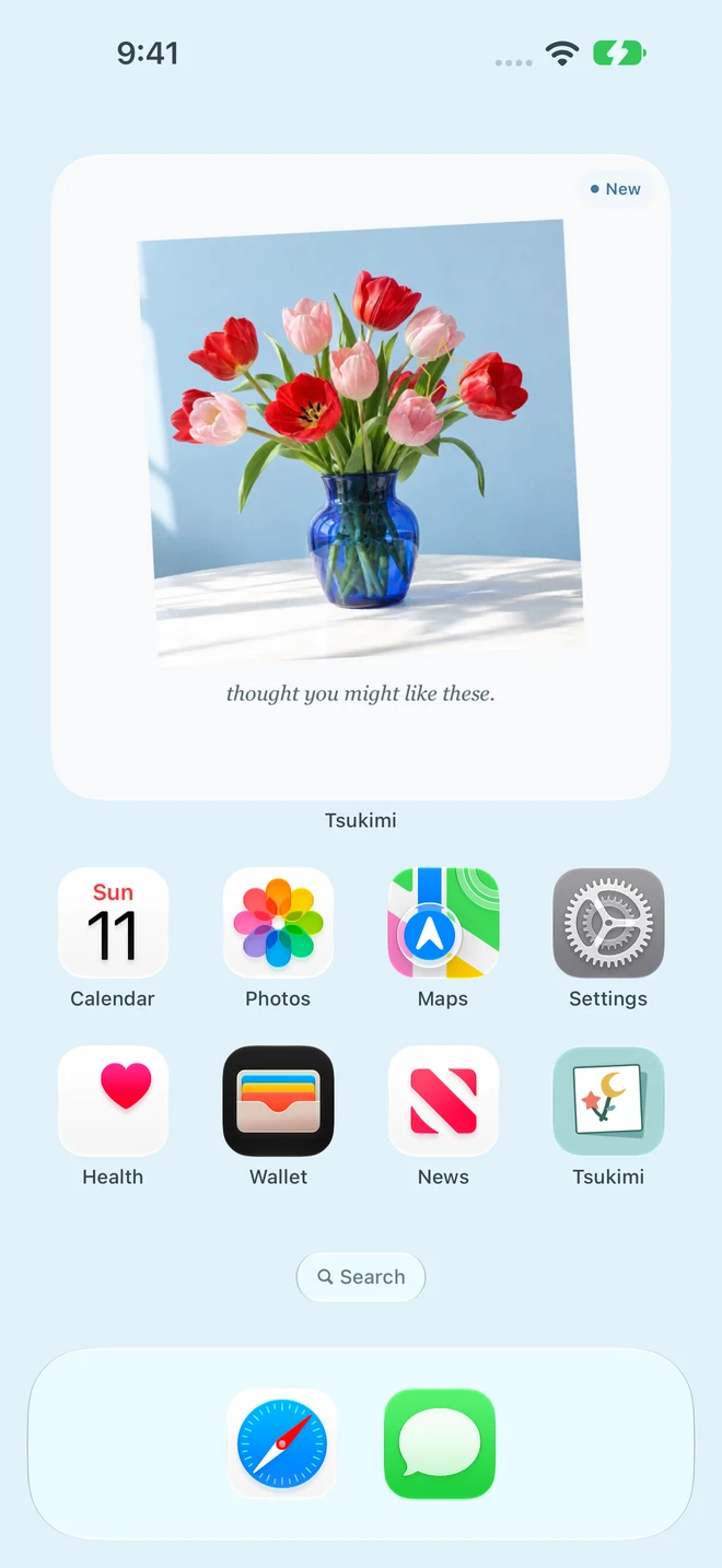Alex's iPhone Home Screen, with Mia's tulip note in a large Tsukimi widget alongside everyday apps